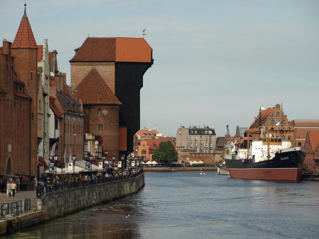 Grand-Tourist River Side Apartments Gdansk Bagian luar foto
